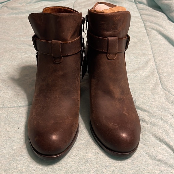 BOC booties - Picture 2 of 4